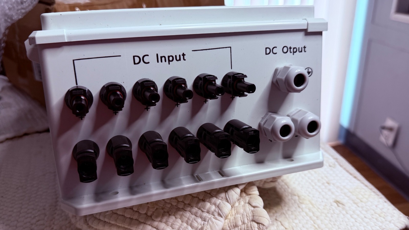 ZXWATC SOLAR COMBINER BOX 6 STRINGS