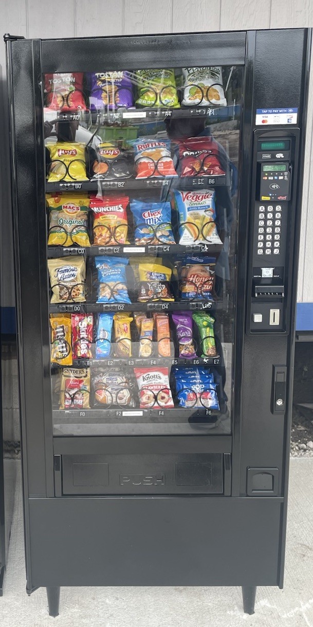 Crane 168 Snack Machine