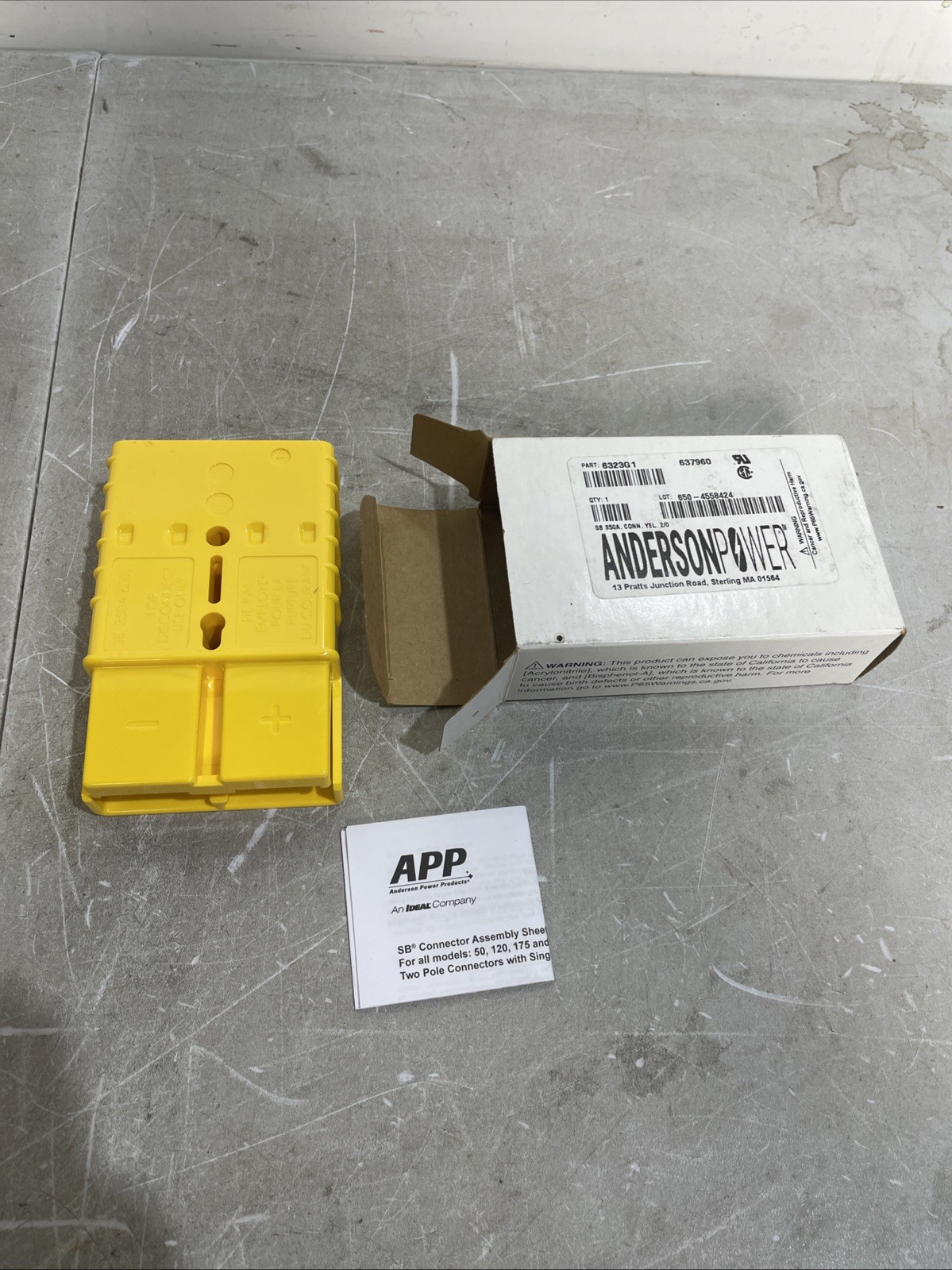 Anderson Power Products 6323G1 Plug - Battery Connectors - SB350A CONN 2/0 YEL