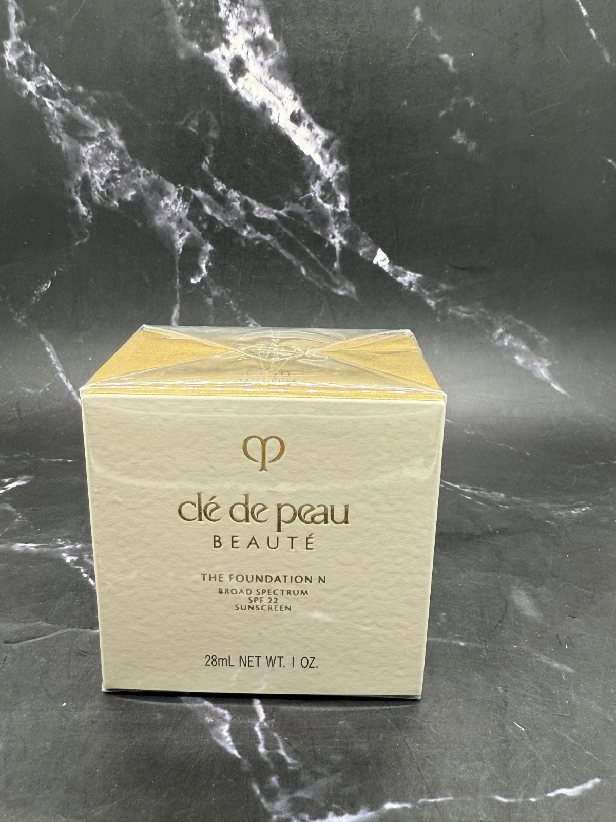 Cle De Peau The Foundation N SPF 22 - Tan Ocher 0 50 - 1 oz / 28 ml  Sealed Box