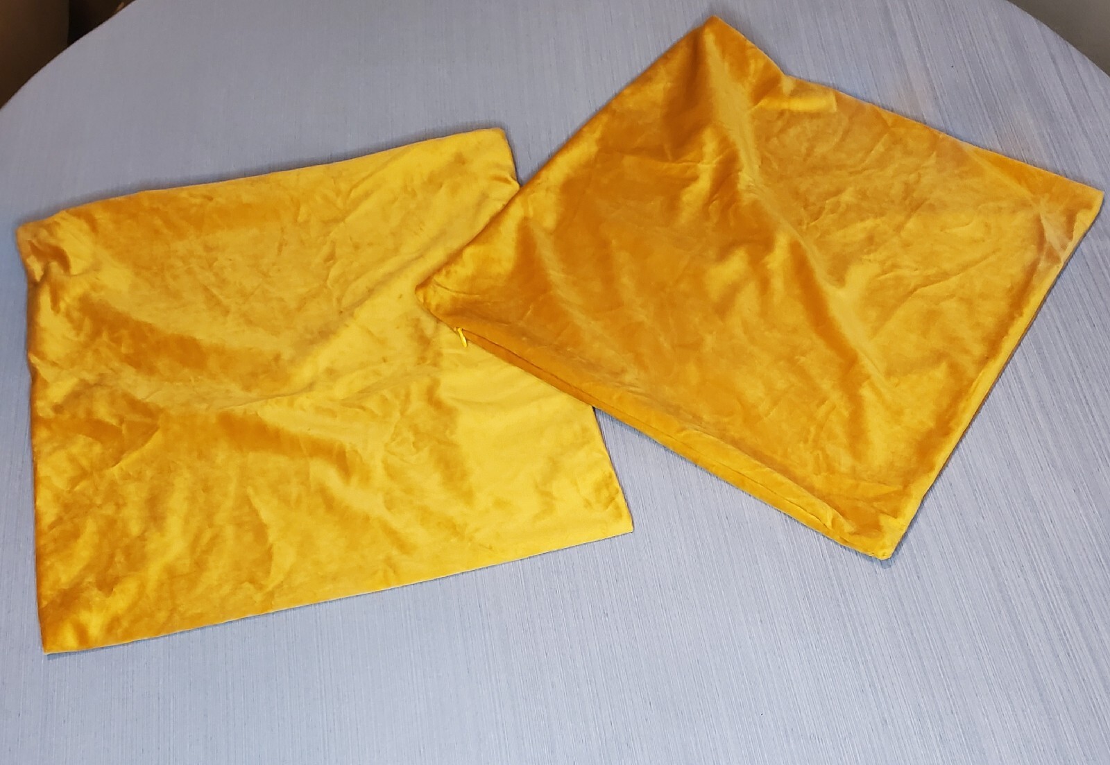 Miulee Velvet Saffron Pillow Covers (2) New Open Box
