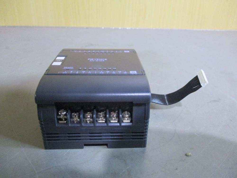 KEYENCE KV-E16X PLC with Built-in Display Function Controller USED #6