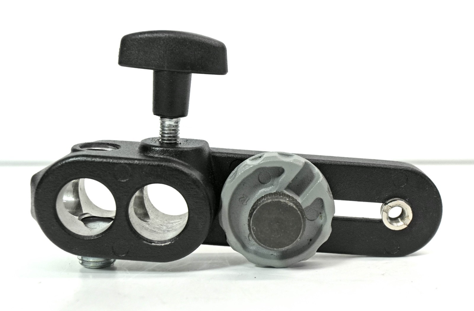 MANFROTTO #155 UNIVERSAL CAMERA MOUNTING BRACKET