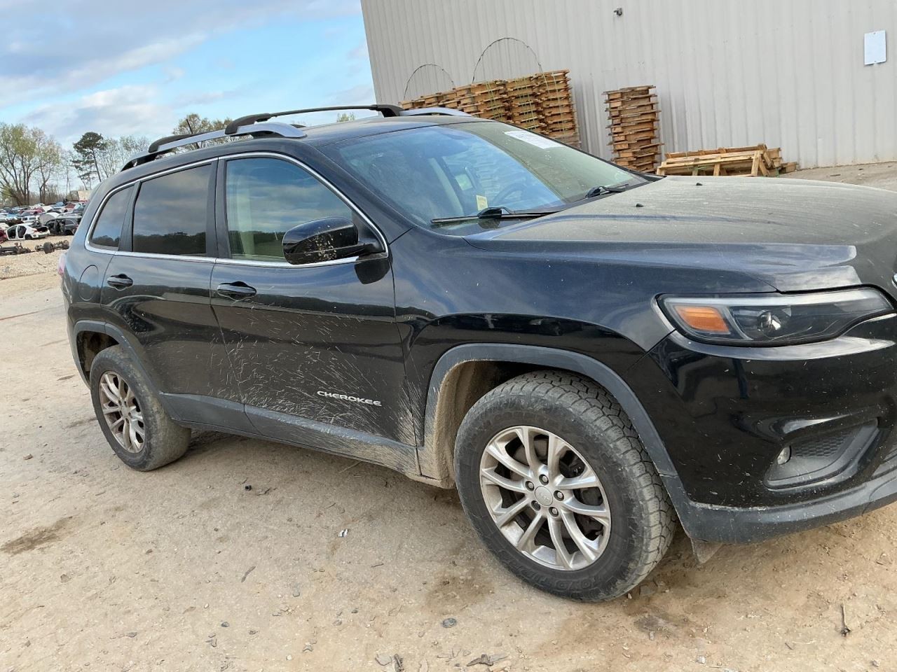 CHEROKEE 2019 Glove Box 5013423
