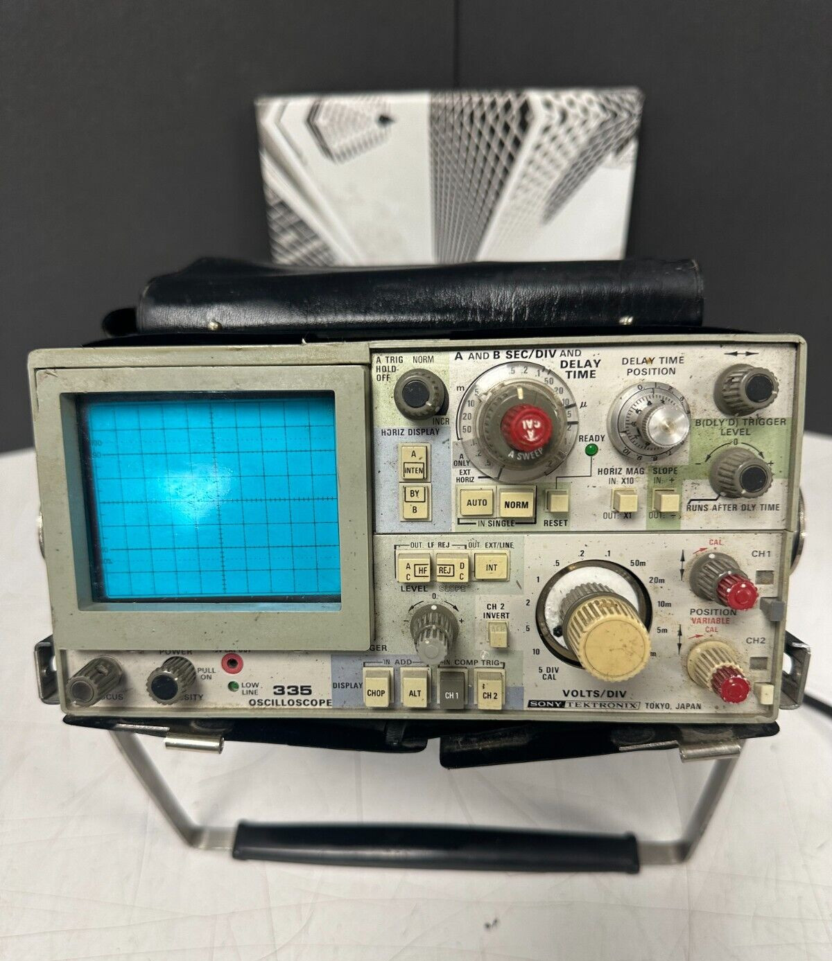 PARTS! Tektronix 335 Oscilloscope DMM 100MHz Frequency (NO SIGNS OF LIFE)