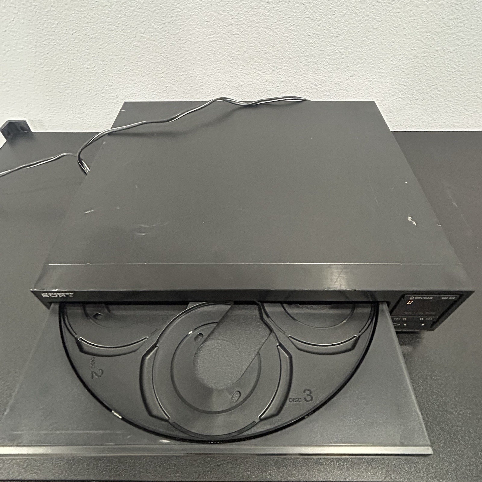 Sony CDP-C35 Vintage 5 Disc Cd Player. Tested Working