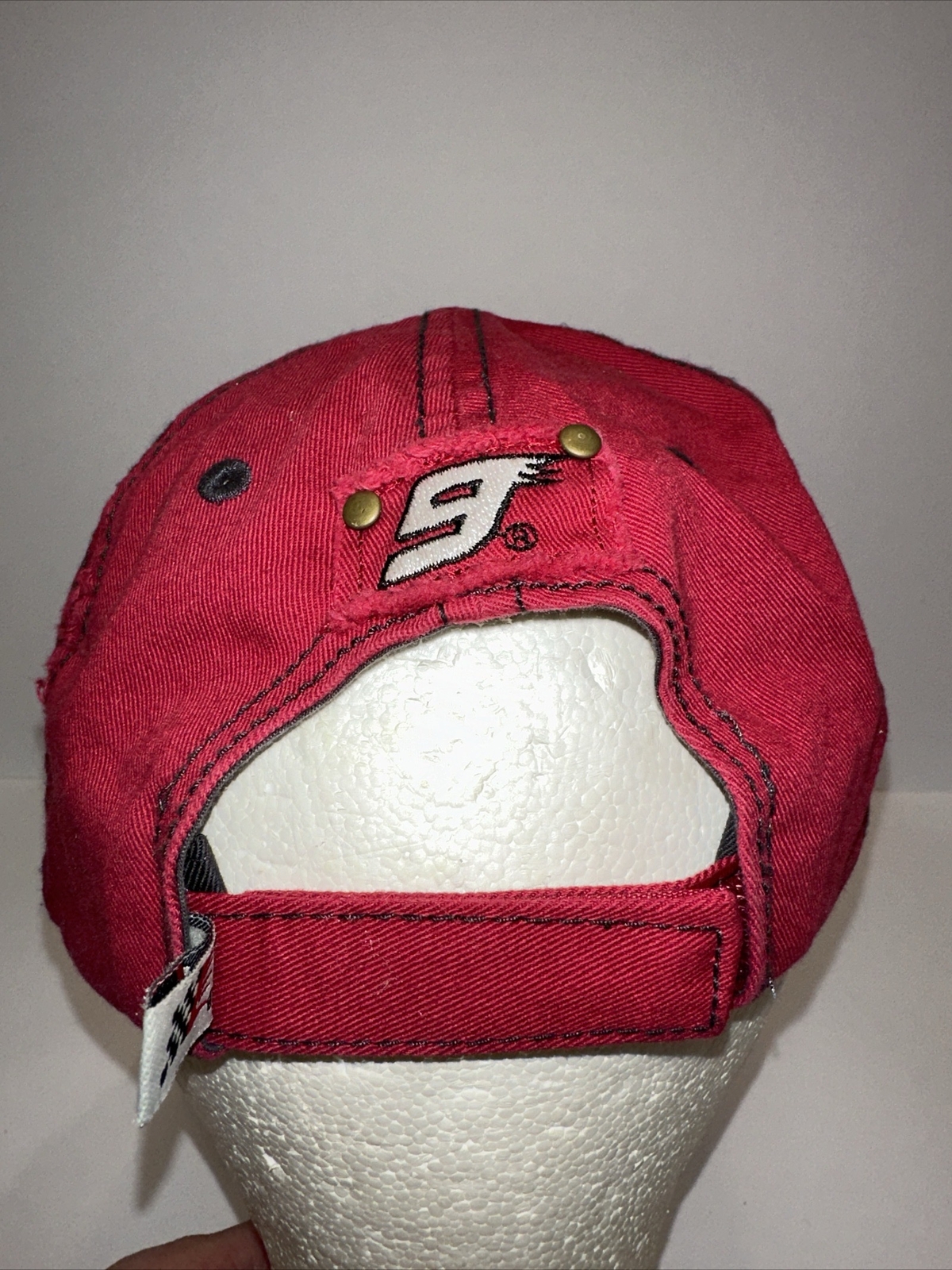 Gillette Evernham Budweiser Kasey Kahn 9 Red Hat Cap Authentic NASCAR Distressed