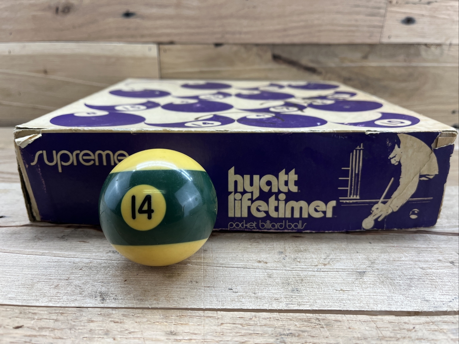 single pool ball 2 1/4 number 14 Green White