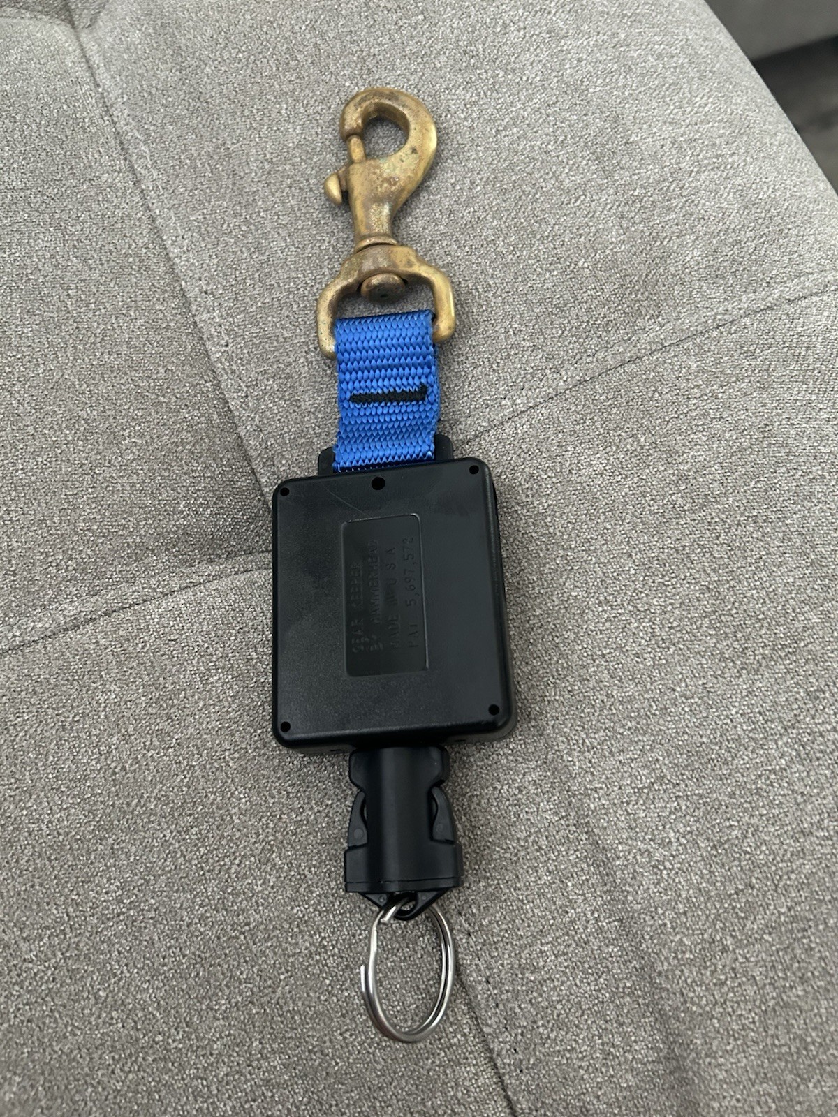 CETACEA scuba retractor/ console keeper/ gauge keeper