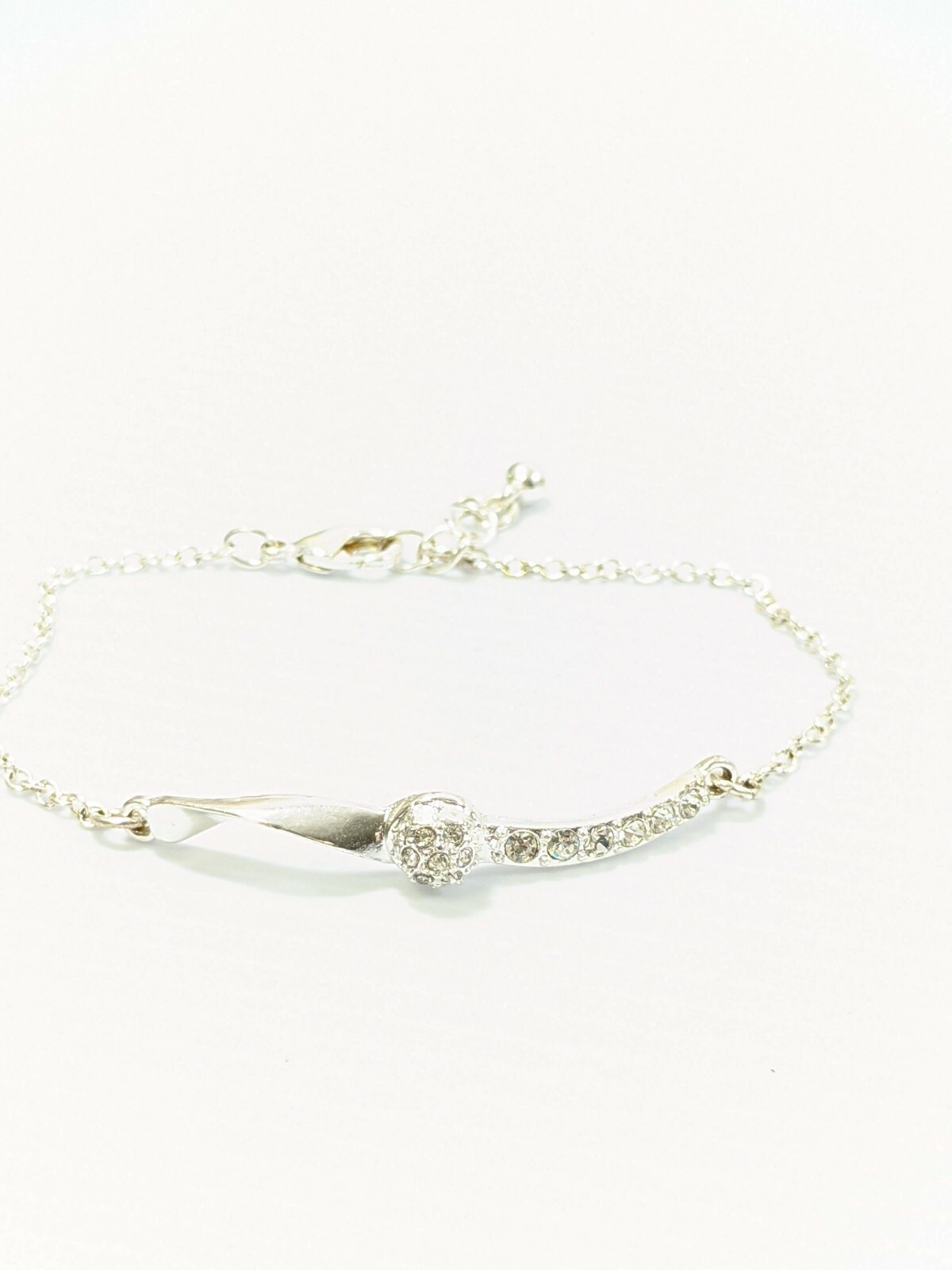 Silver Tone Crystal Wavy Bar Pave Chain Bracelet 8 Inches