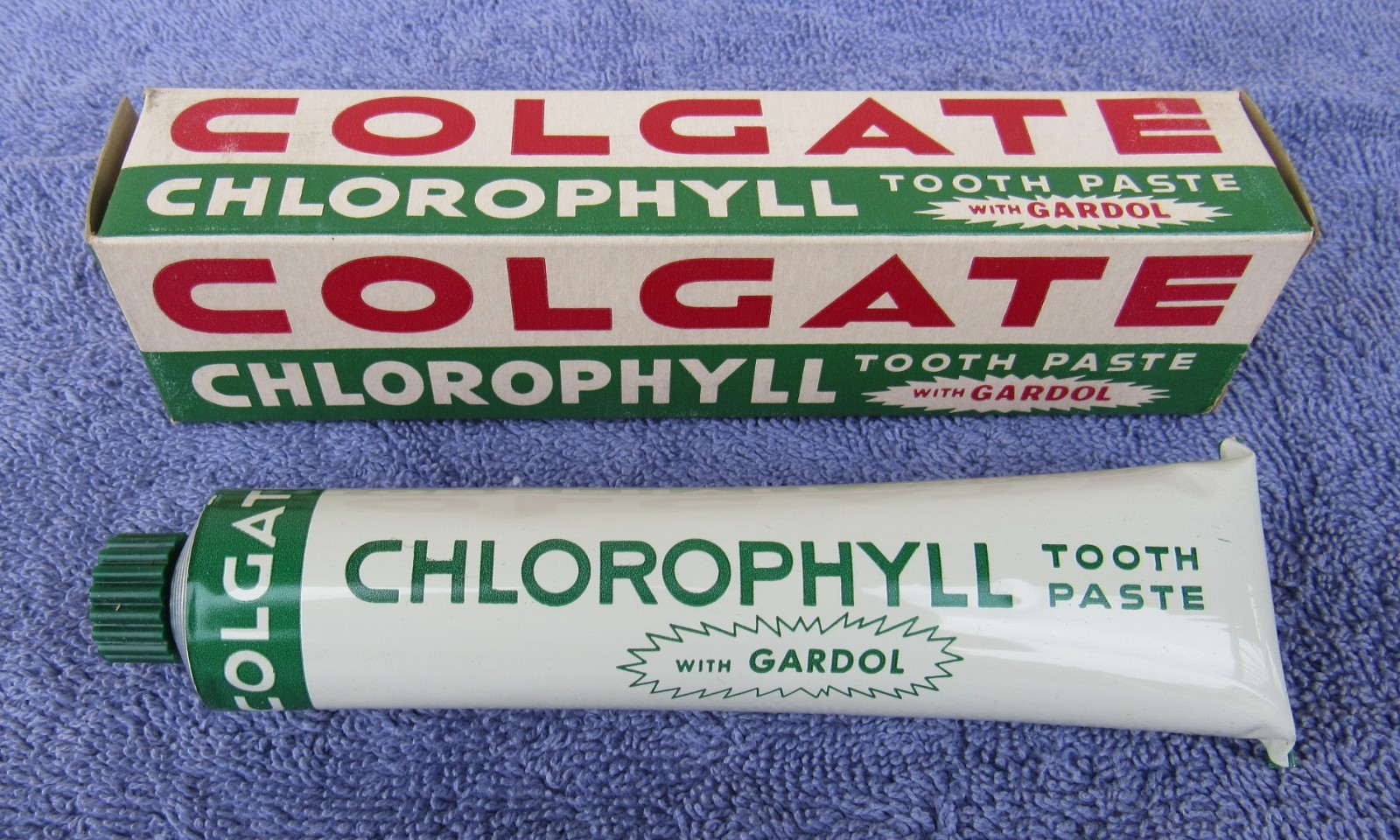 UNUSED Vintage 1950's COLGATE CHLOROPHYLL Tooth Paste With Gardol w/Original Box