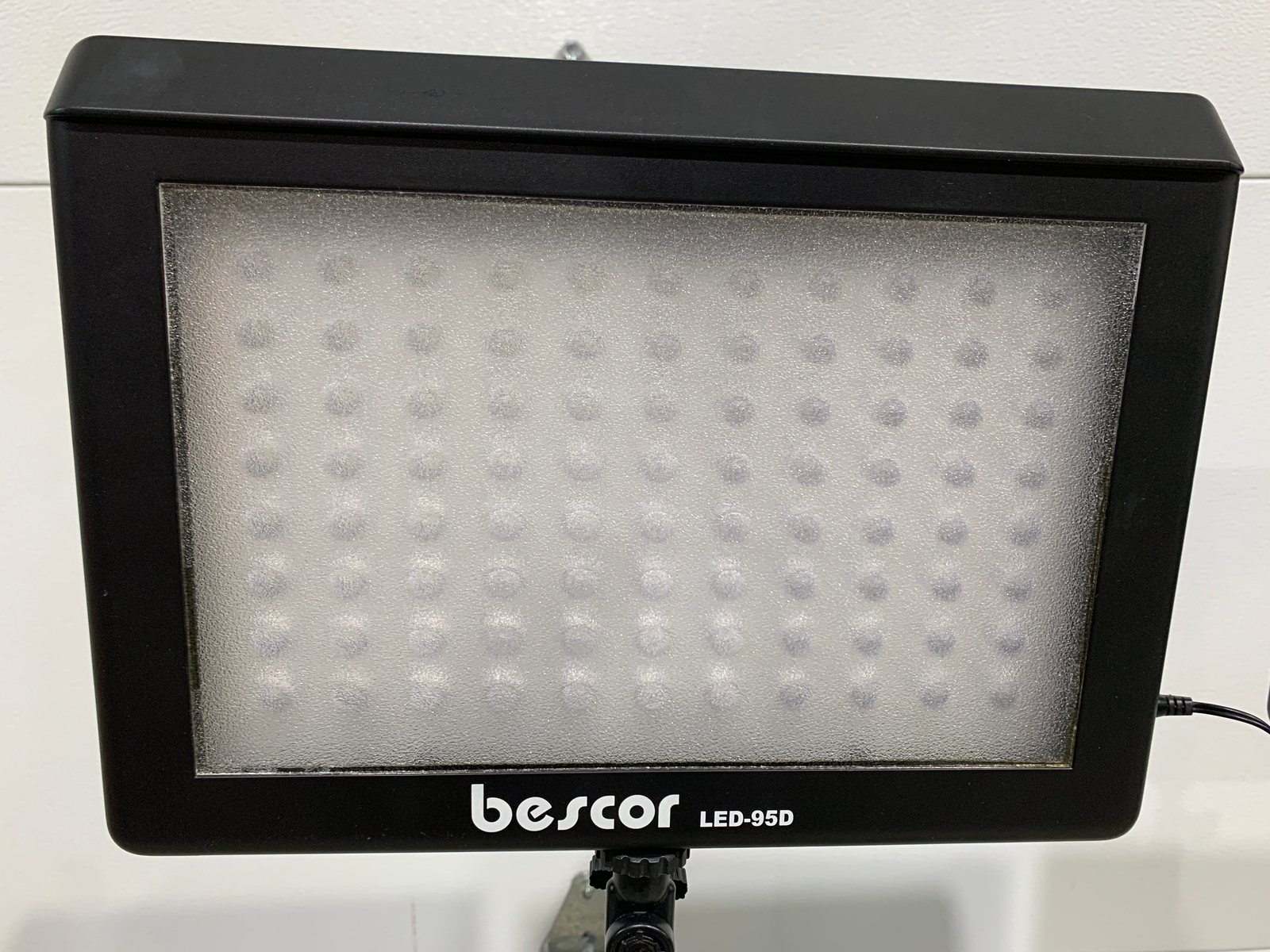 Bescor LED-95D Lights