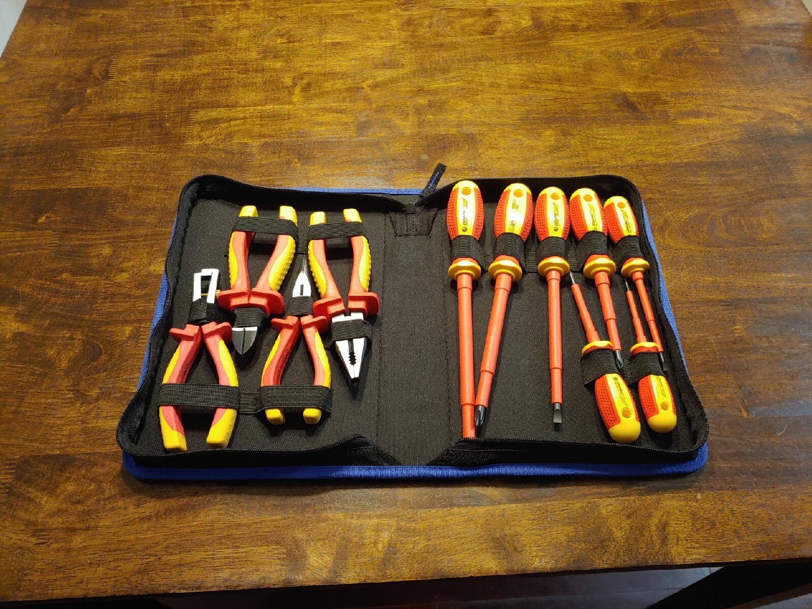 Jonard Tools Insulated Tool Kit TK-11INS