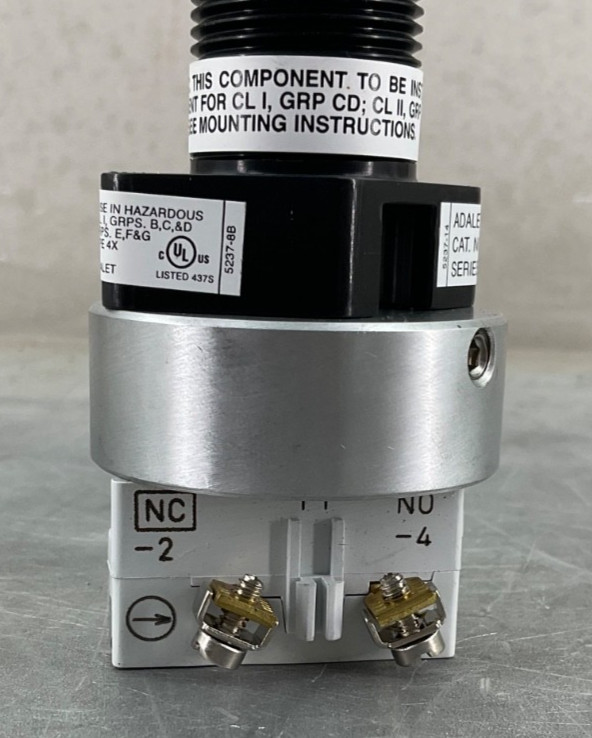 ADALET XHPPMS EXPL PROOF DEVICE PUSHBUTTON MAINTAINED PANEL MNT SHORT BARREL RED