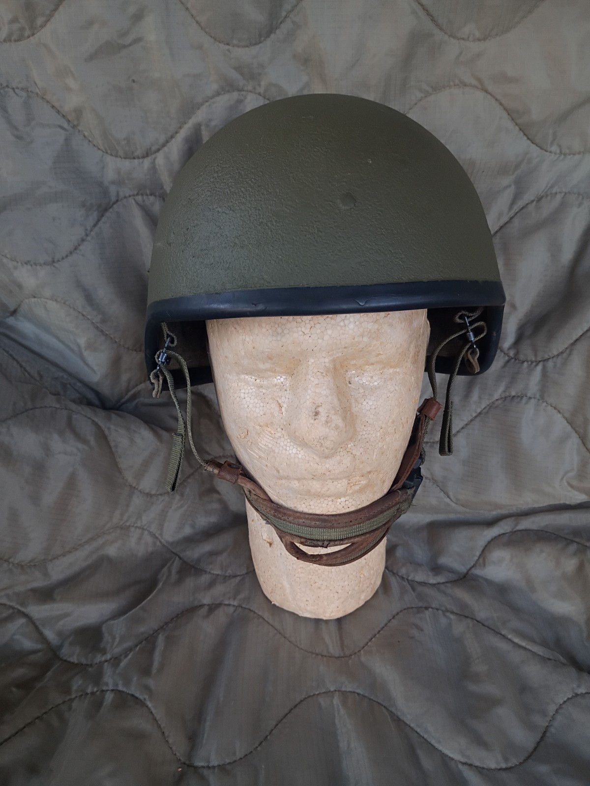 Vintage Israeli Orlite M76/201 Helmet IDF