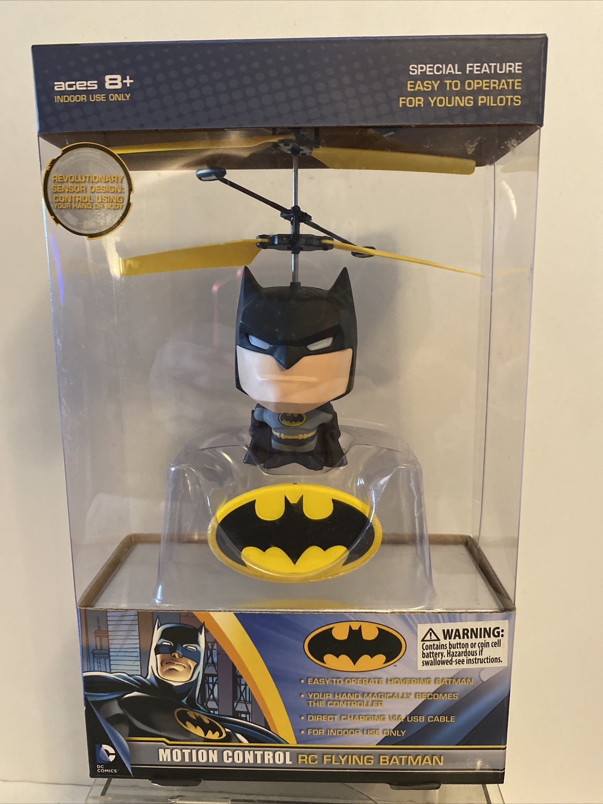 DC Comics Motion Control Indoor RC Flying Batman Easy To Operate in Original Box