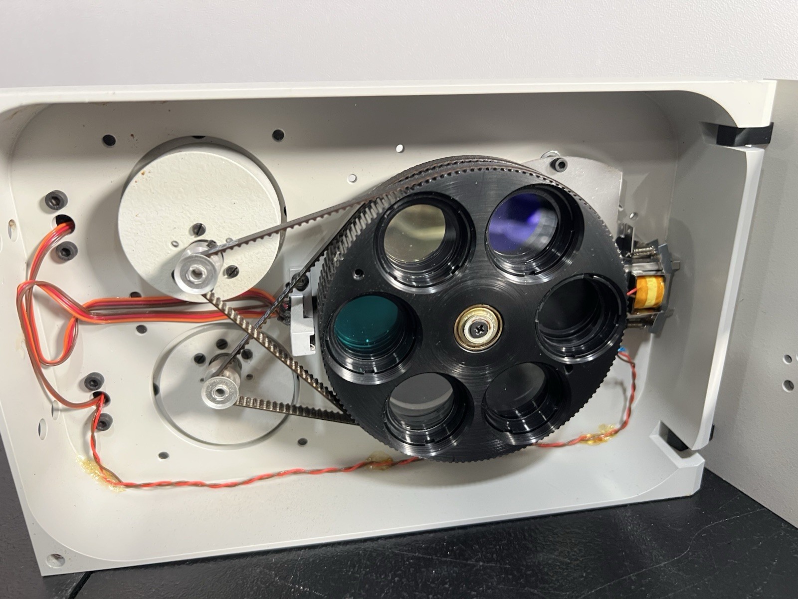 Ludl LEP Microscope Dual Filter Wheel Shutter Assembly Serial #097449