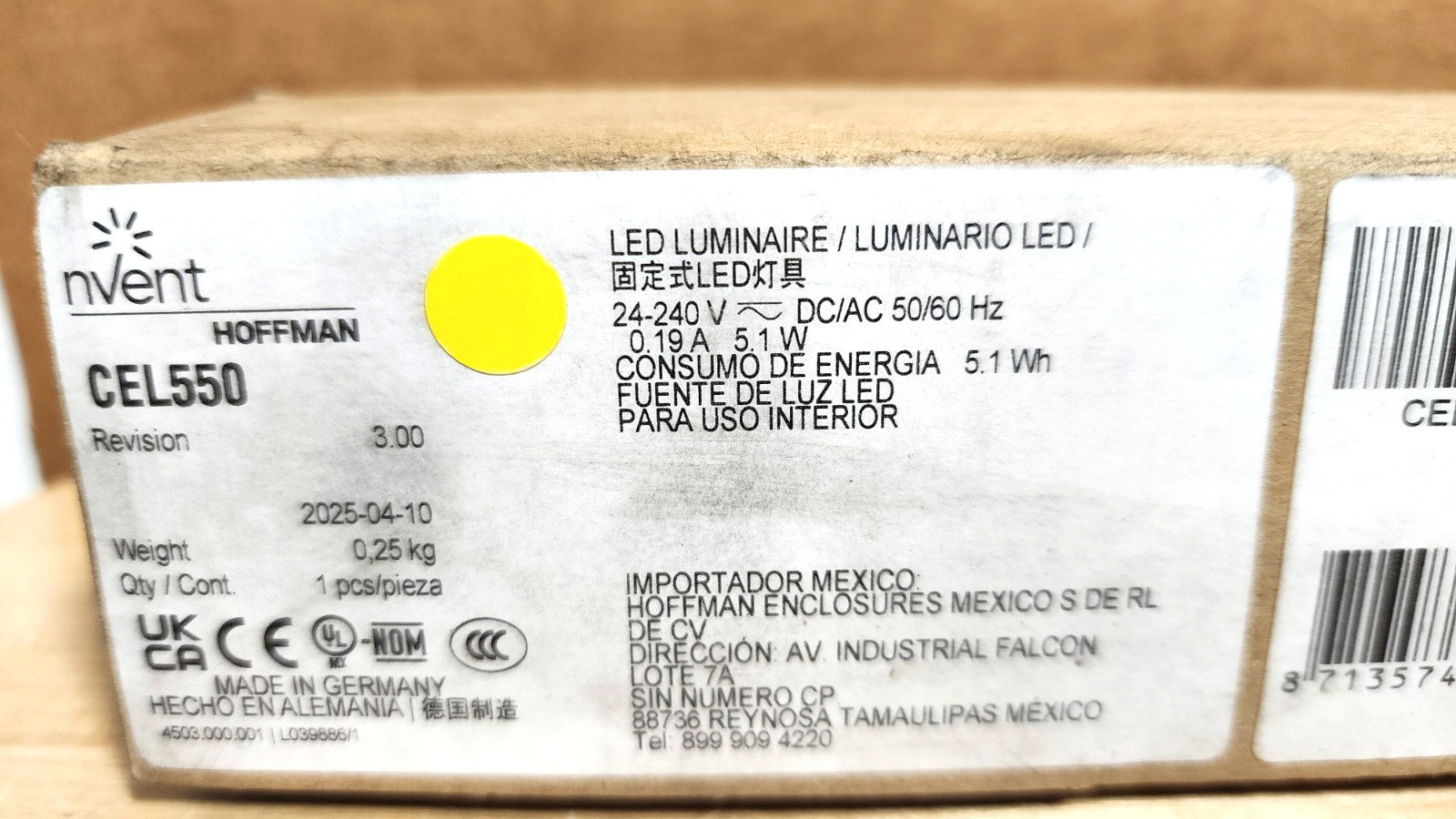 Hoffman NVent CEL550 Compact LED Light 24-240V     *PI