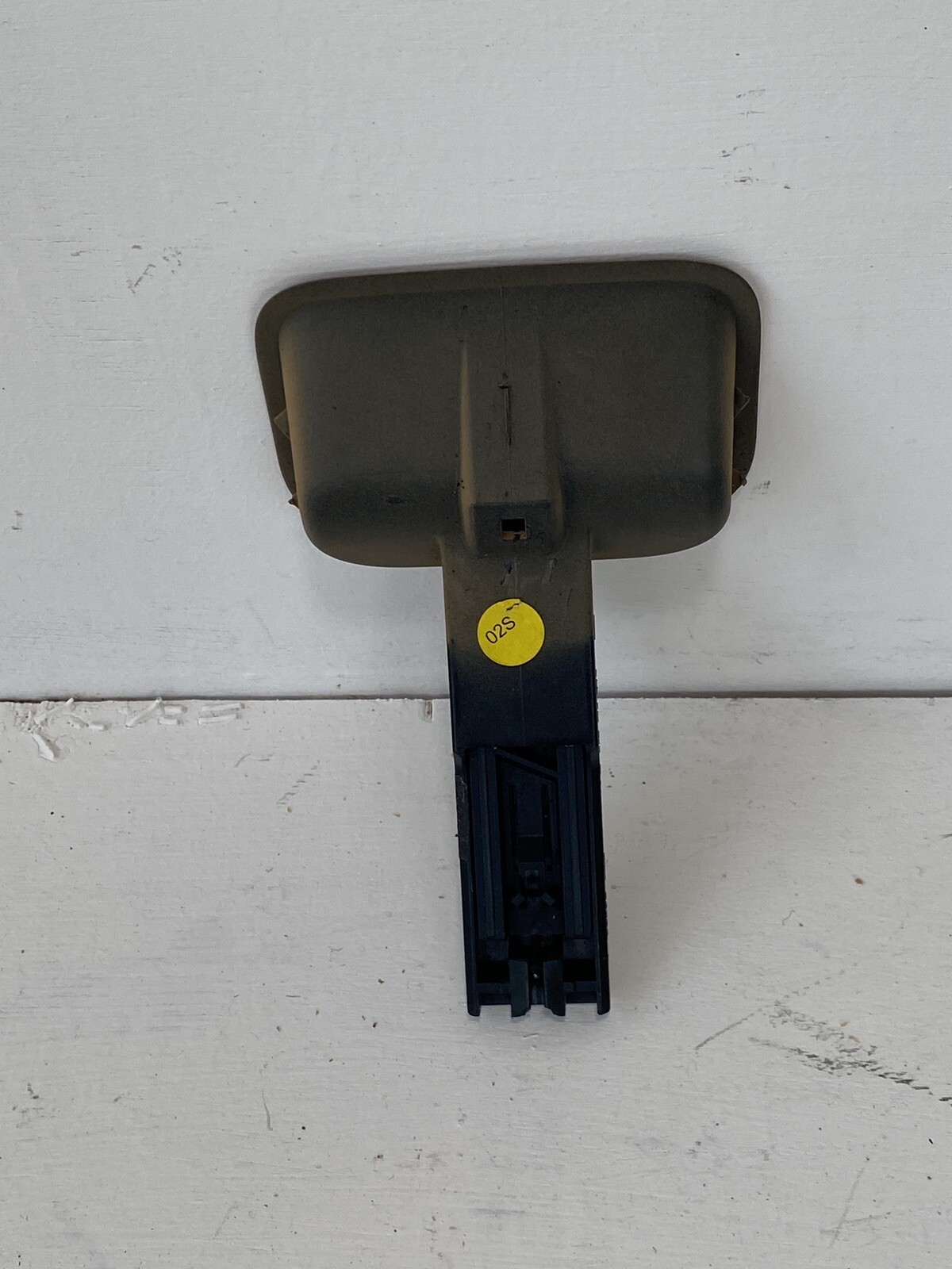 03-10 OEM PORSCHE CAYENNE V6 EMERGENCY PARKING BRAKE RELEASE HANDLE #907