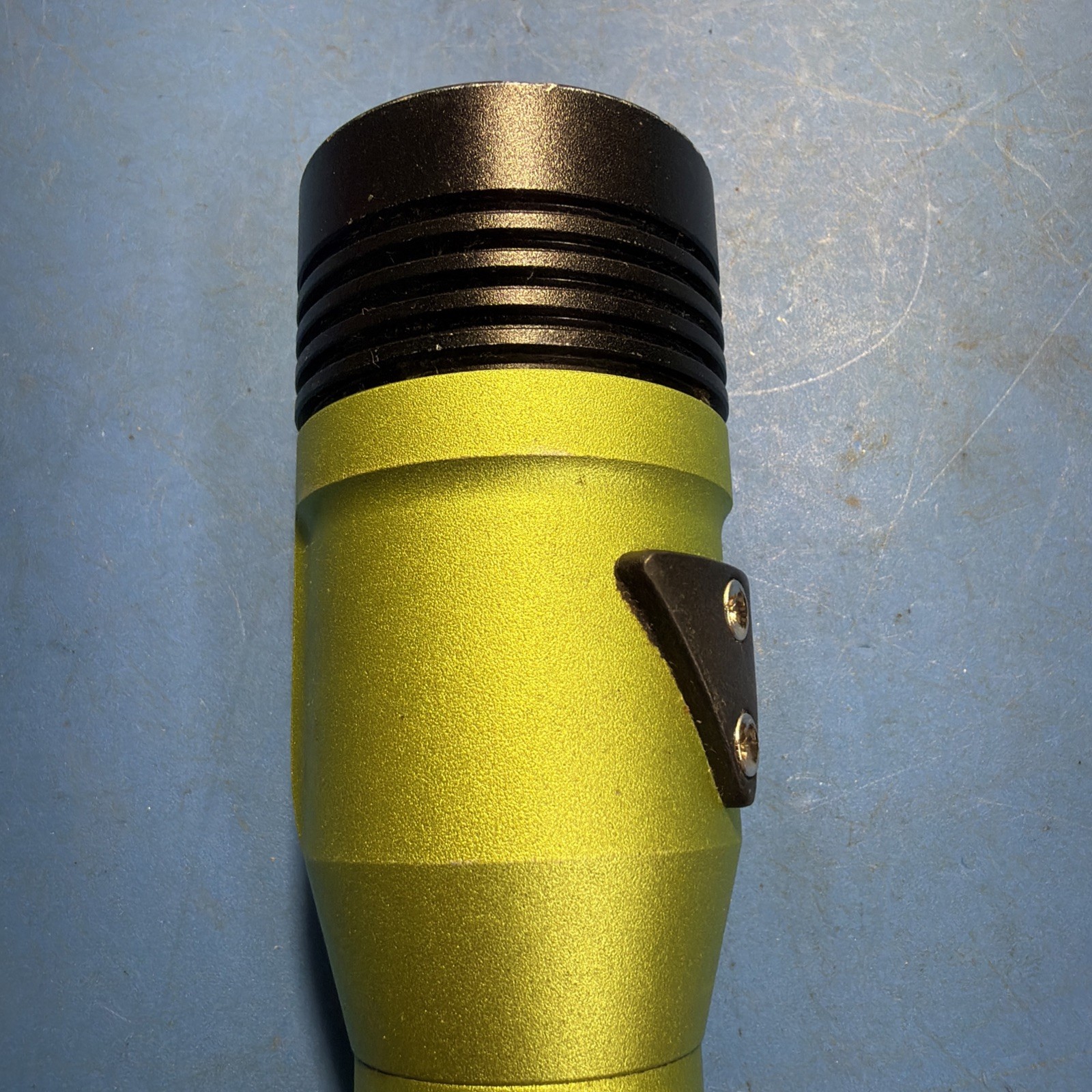 Streamlight Stinger LED HL Flashlight Kit w/ Charger & Batteries