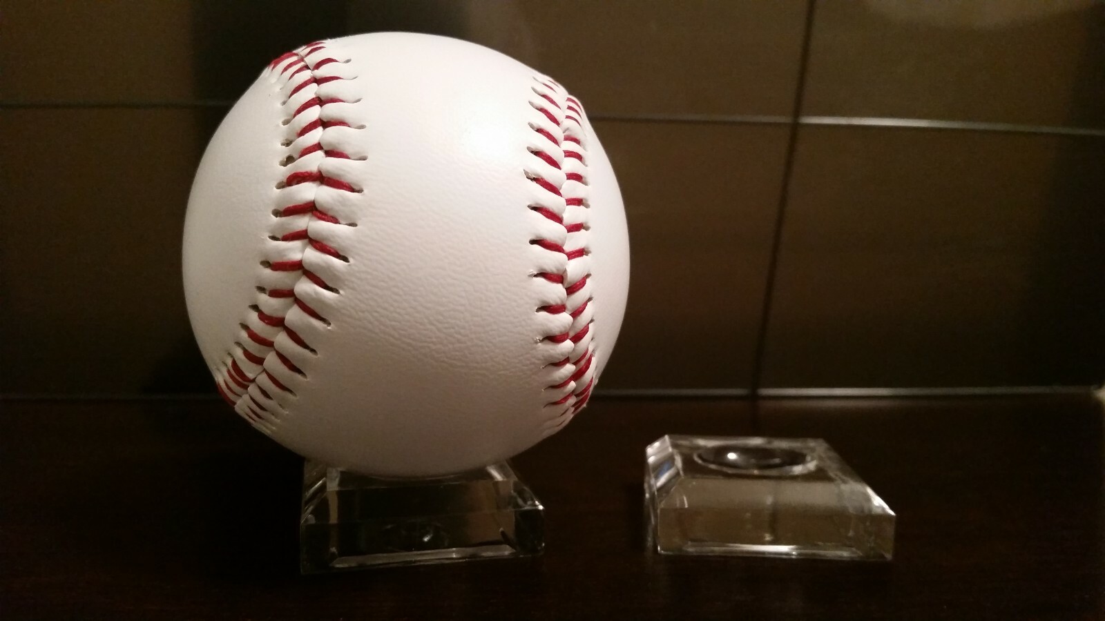 10 Large 1-1/2" Dimple Display Stands For Hand, Ping Pong, Racket Balls