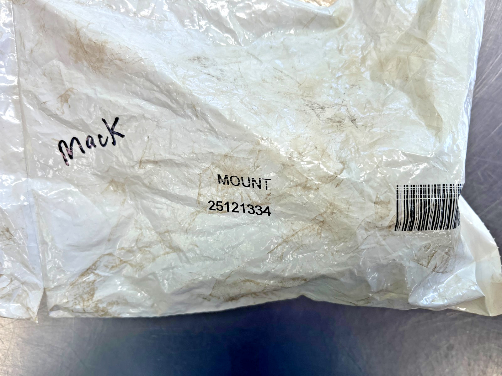 25121334   Genuine OEM  MACK  Bulldog   MOUNT BUSHING   20QL293M / 295M