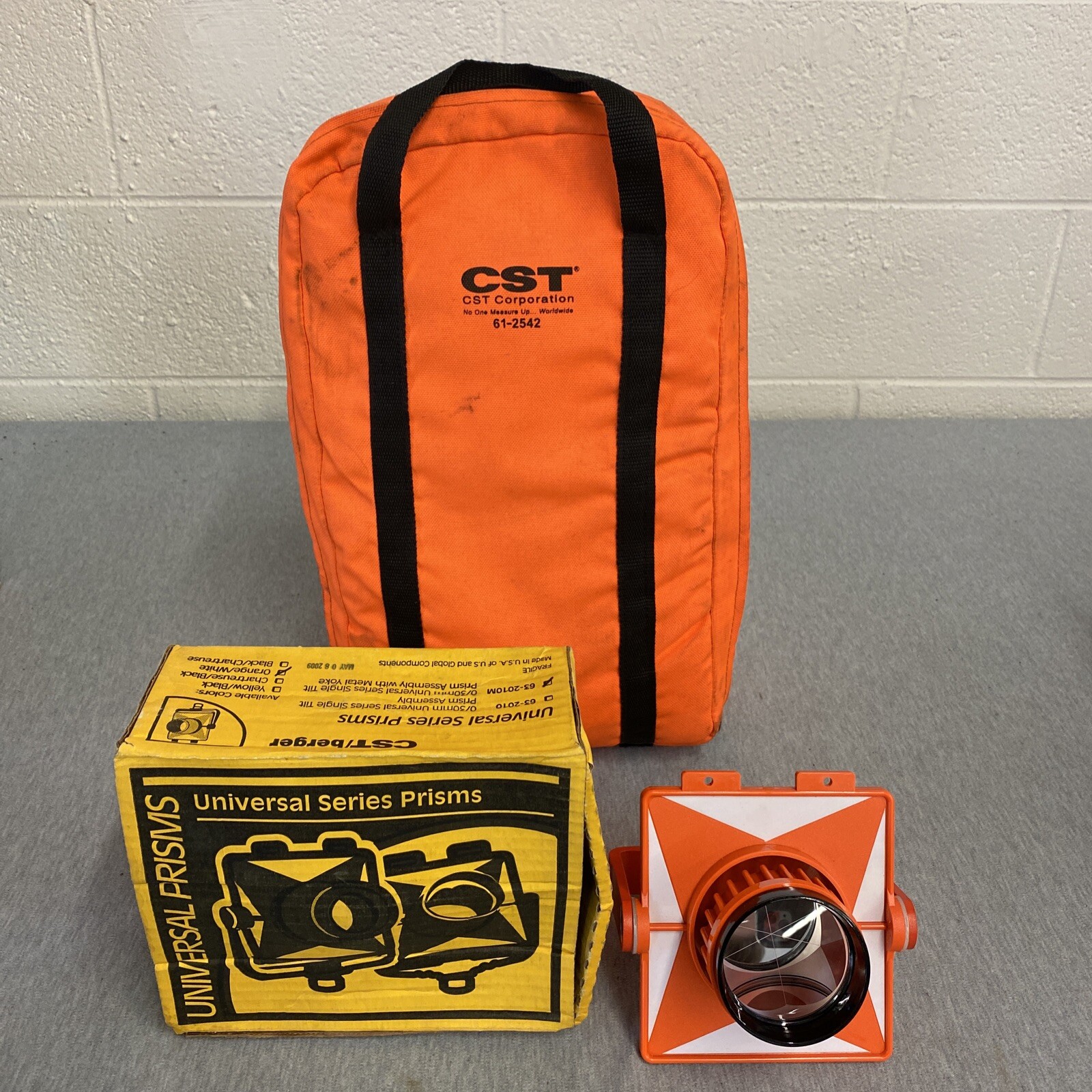 CST Berger 63-2010M 0/30mm Single Tilt Cannister Prism W/ Metal Yoke & Bag