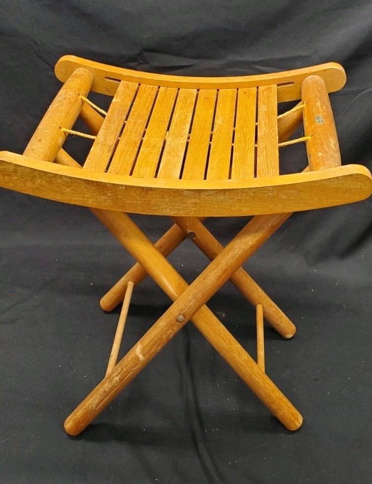 Vintage Mid Century Modern Wooden Slat Folding Stool Plant Stand Made n Taiwan D