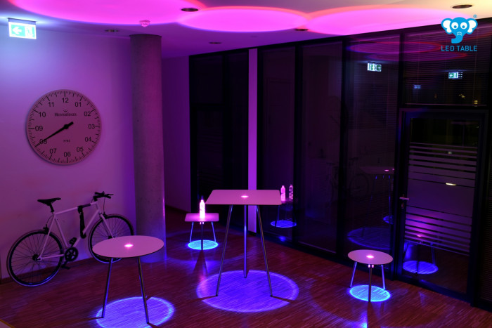 LED Table Cocktail 75Q | Battery Powered LED Table with Wireless Control