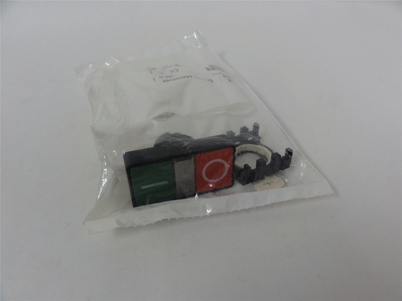 240320 New In Box; Eaton E22DB1B20 Double Headed Push Button - Illuminated