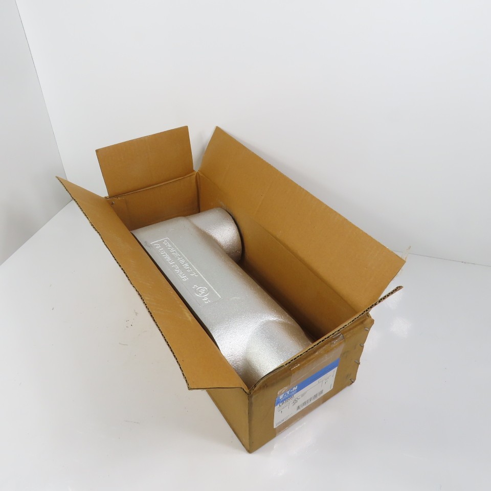 Eaton Crouse-Hinds LB300M Metallic 3" Conduit LB Outlet Body Form 5 W/ Rollers