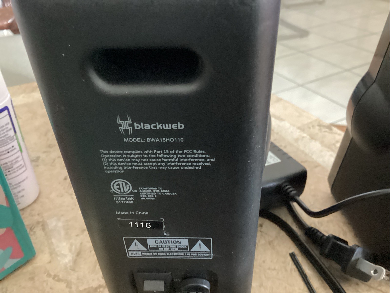 Black web Speakers And Kinter 2 Channel Amplifier