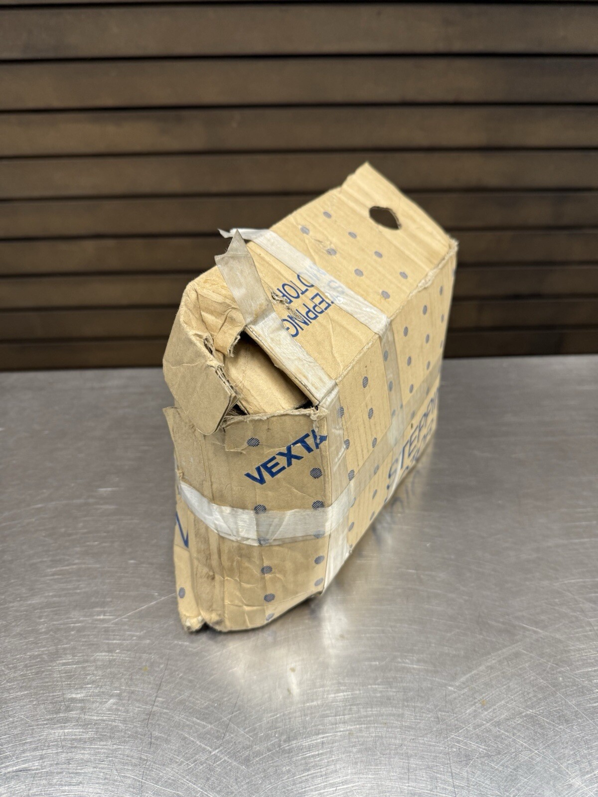 VEXTA PK2913-02AA Stepper Motor 2PH, 1.8° step, DC 4A - New