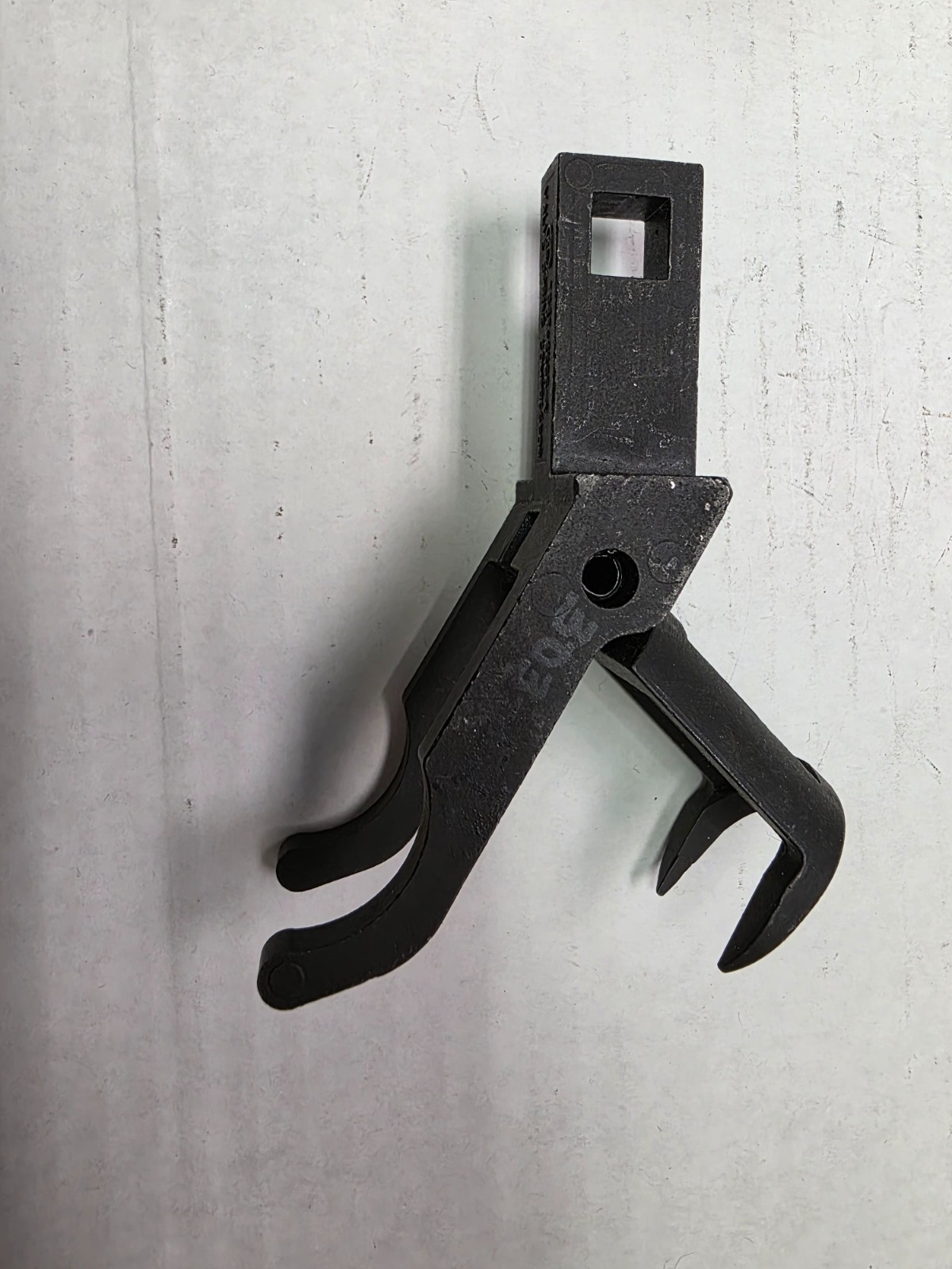 303-523 Valve Spring Compressor