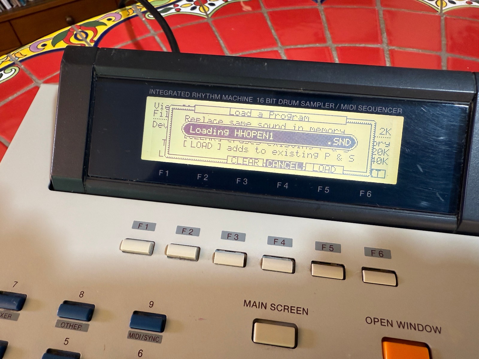 Akai MPC2000XL - EXCELLENT! New Pad Sensors!