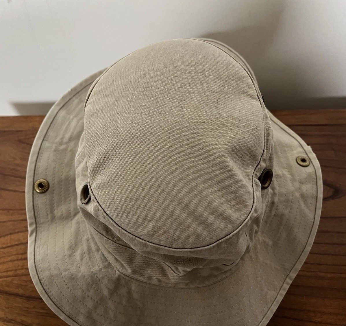 TILLEY HAT Size 7 1/2 Beige Hiking Walking Outdoors Pre-owned