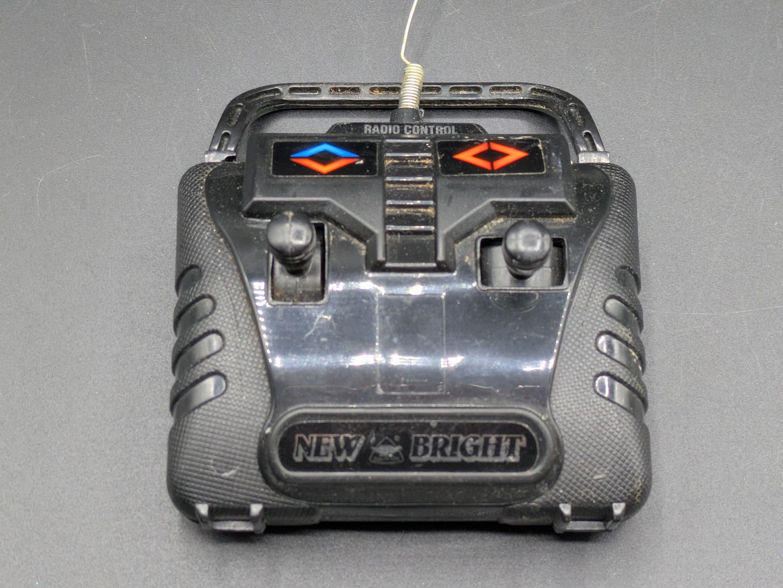Remote Control New Bright R/C 9.6V Vehicle 49MHz/49.86Mhz G6D2022HS missed cover