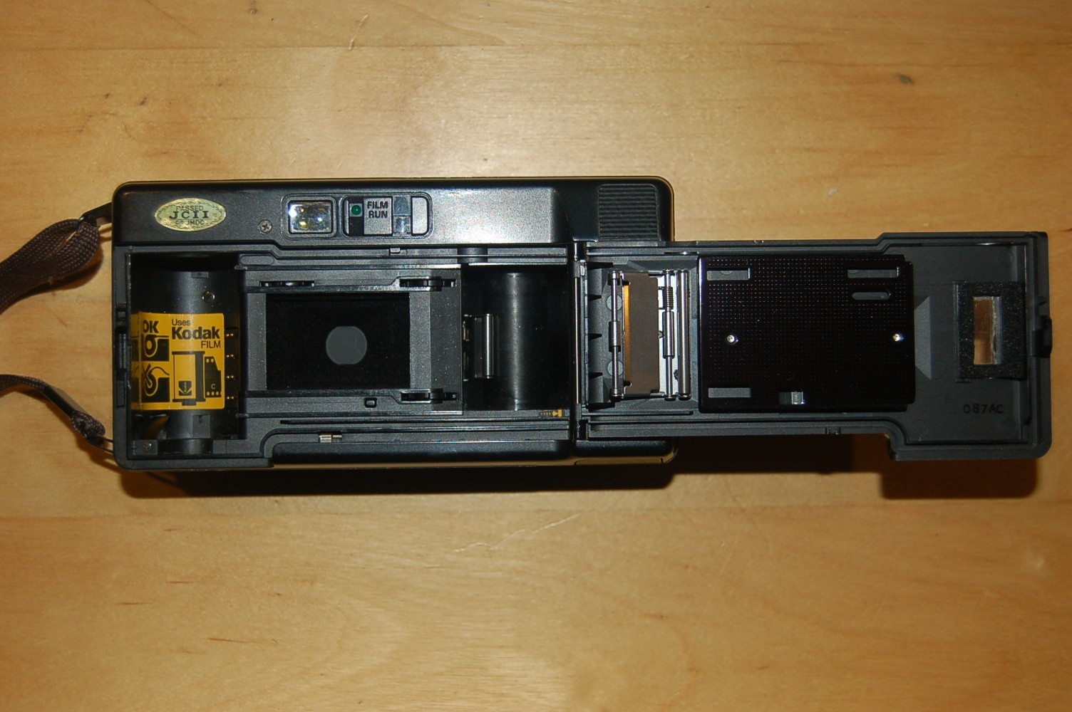 Kodak VR35 35mm Point & Shoot Film Camera - Working