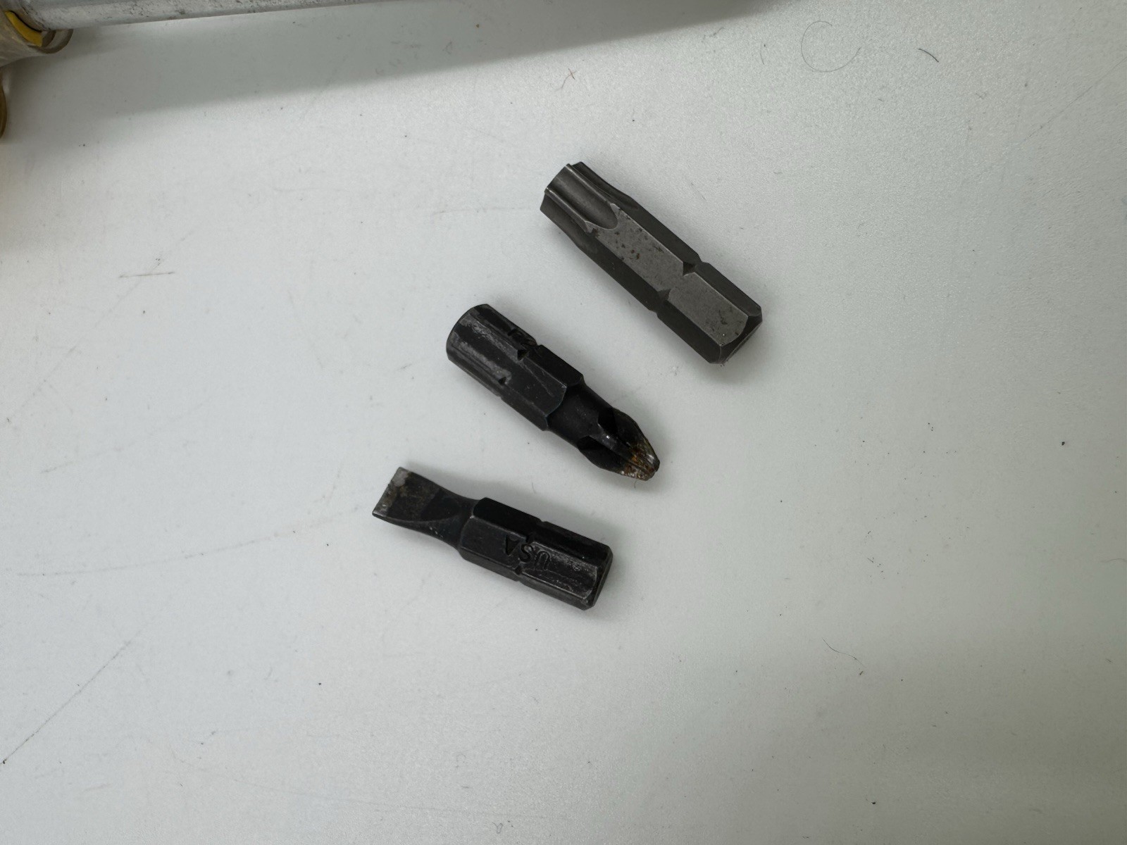 Screwball Ratchet Driver with 4 End Attachments Used