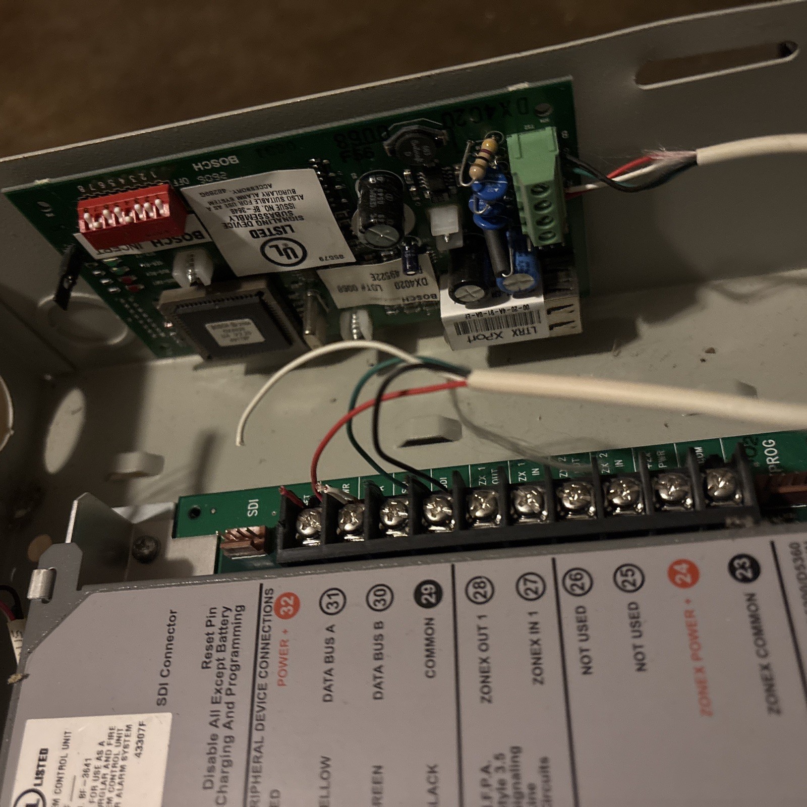 Bosch D7412GV2 Intrusion Control Panel