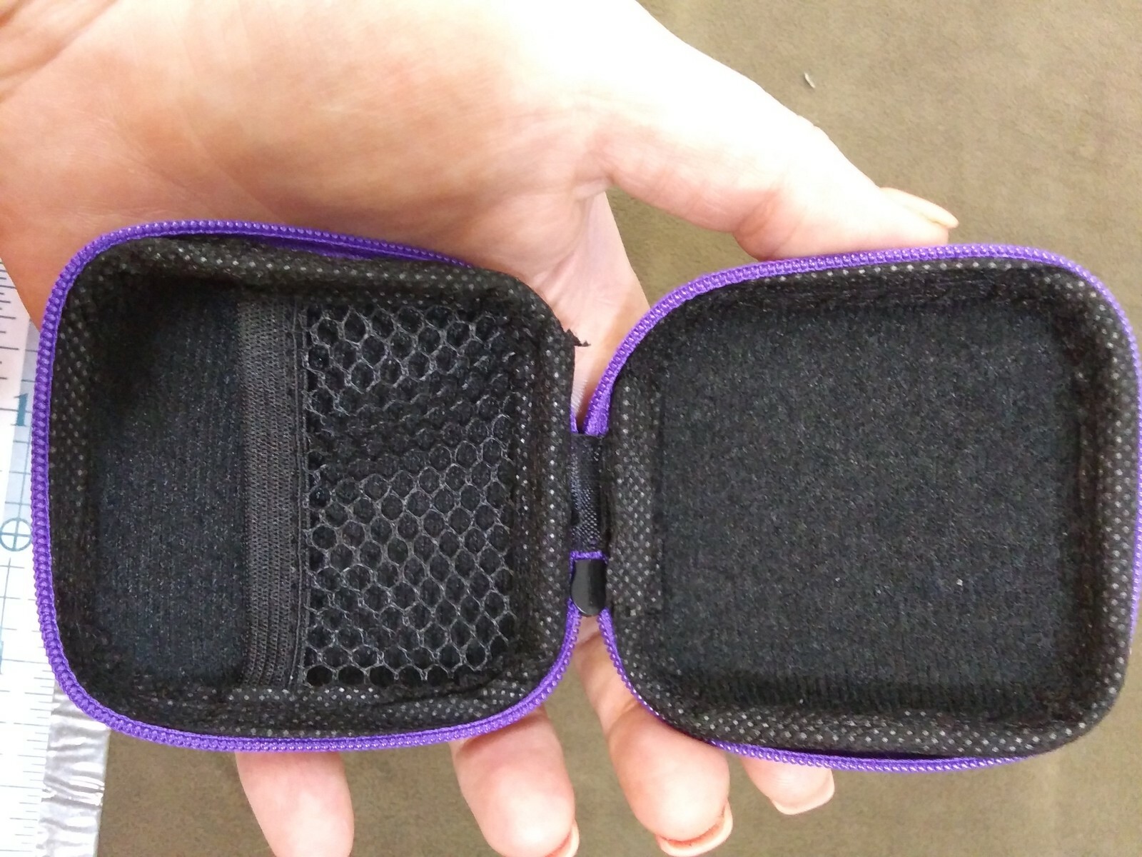 Techno Lab Lavalier Microphone bonus pouch by MIE