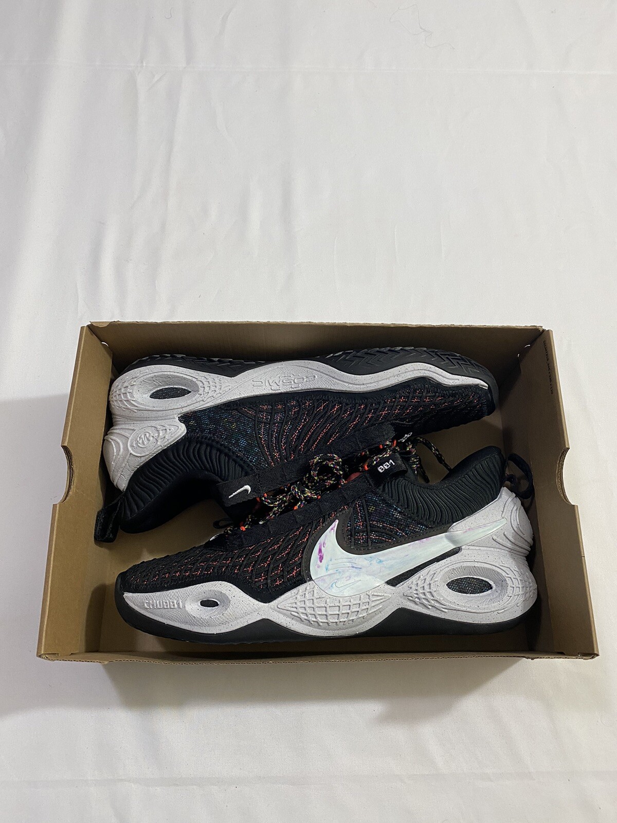 New Mens Size 10.5 Black Nike Cosmic Unity TB Basketball Shoes DM4426 001