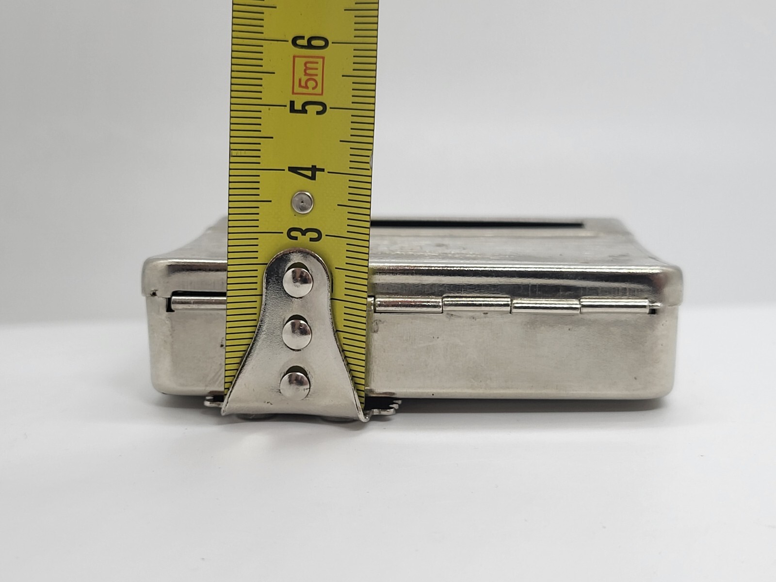 Automatic Cigarette Rolling Machine, Metal Box Cigarette Case PIRATE Skull