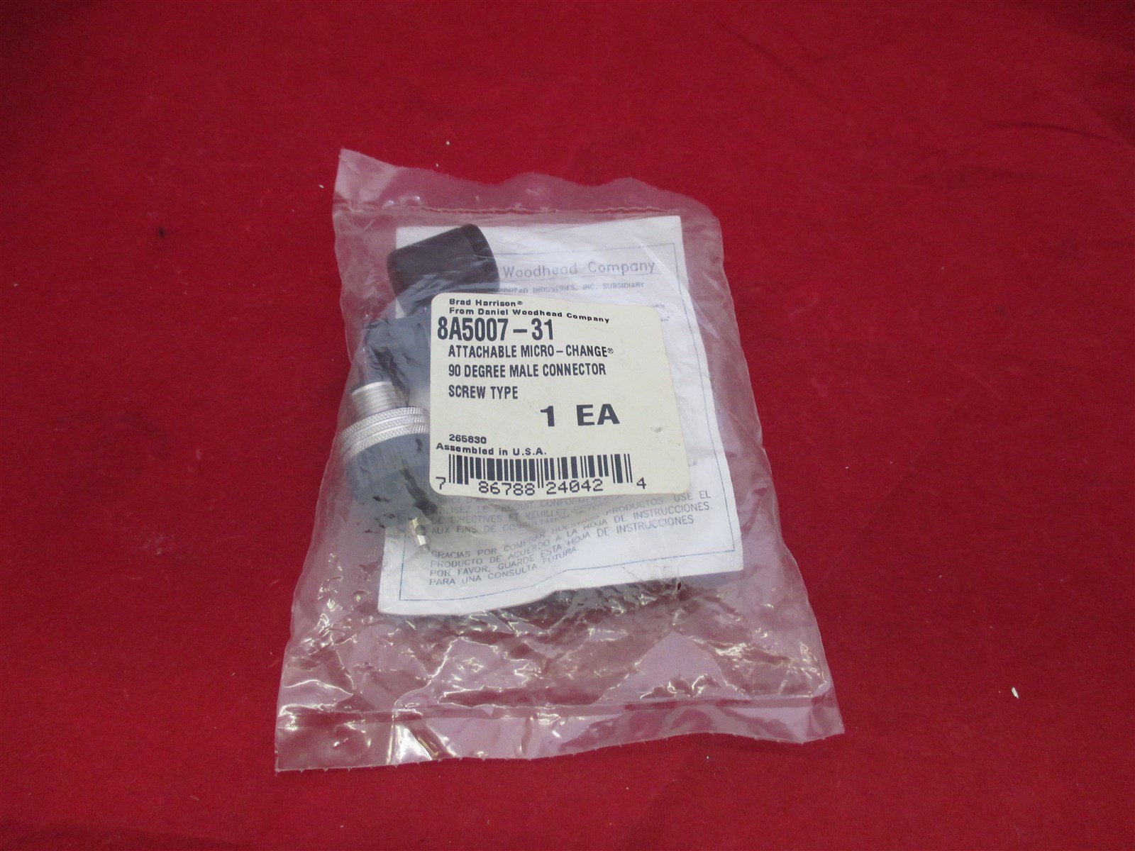 Brad Harrison  Male Connector  8A5007-31