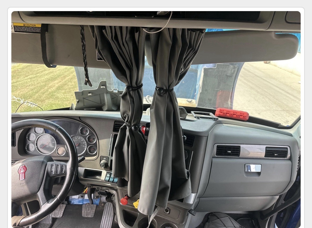 Kenworth T680 T880 W990 Pair WINDSHIELD CURTAINS With RAILS Fits 2013 - Present