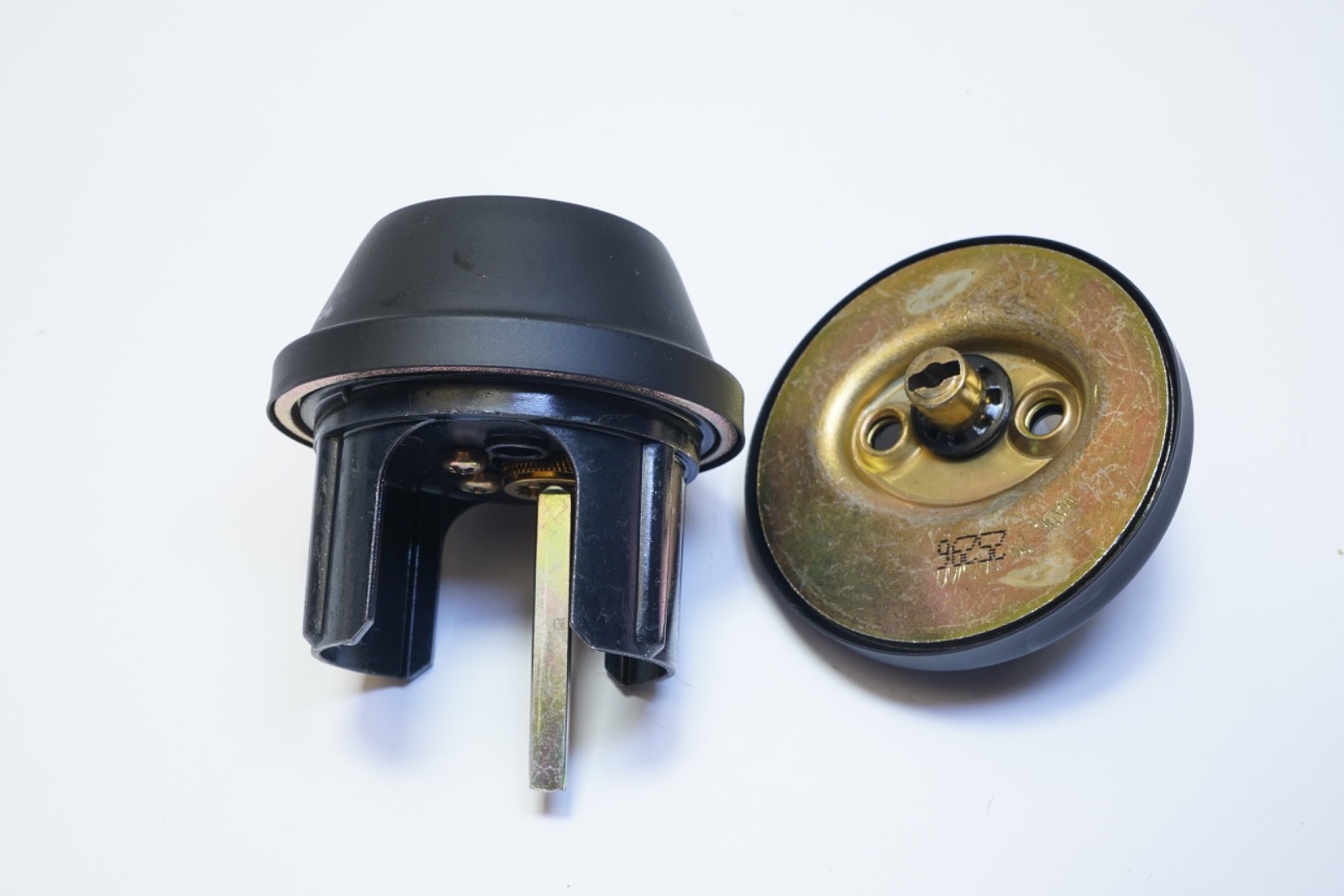 General Lock CS374732 Grade 2, Function: Deadbolt Single Cylinder Black ShipFREE