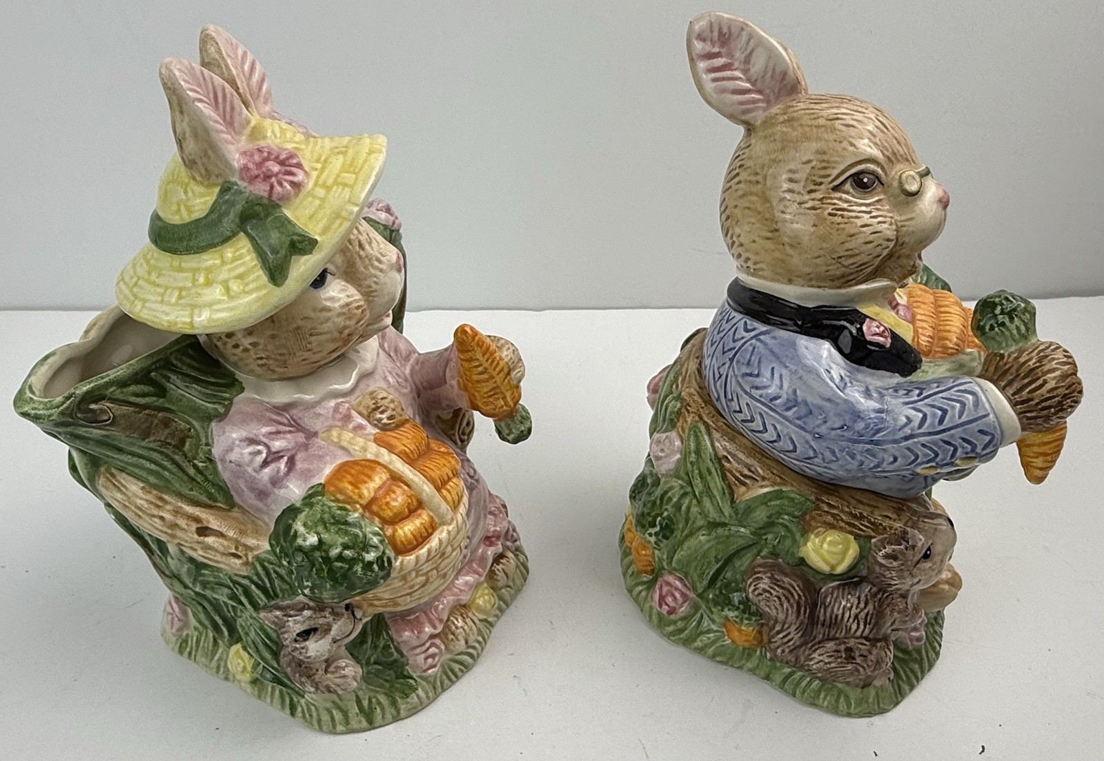 Fitz & Floyd 1993 Ceramic Bunny Rabbits Creamer and Lidded Sugar Dish Set EUC