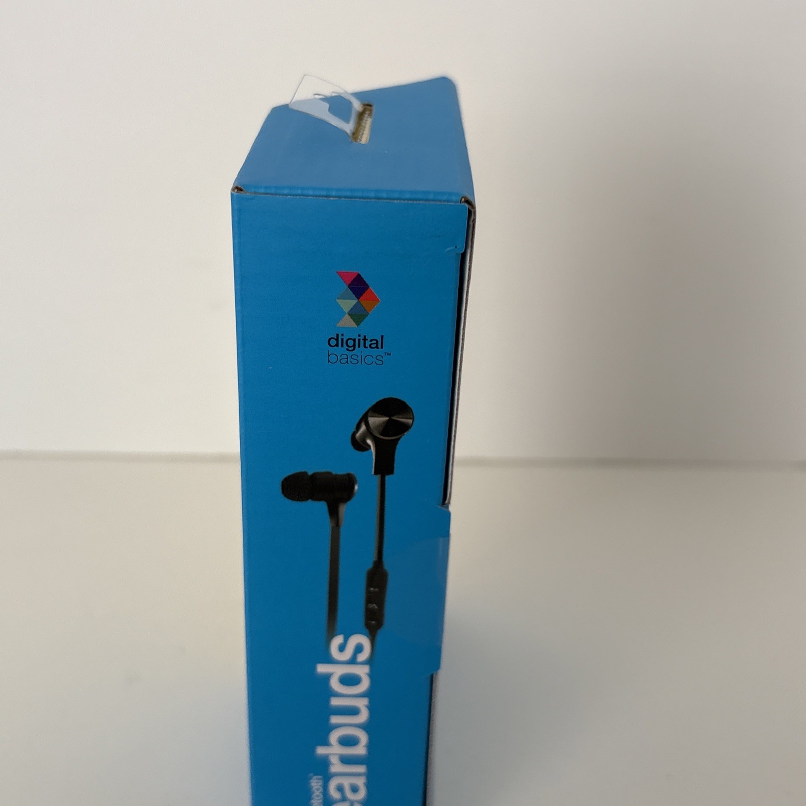 Digital Basics Bluetooth Earbuds White New in Box Fast Charge