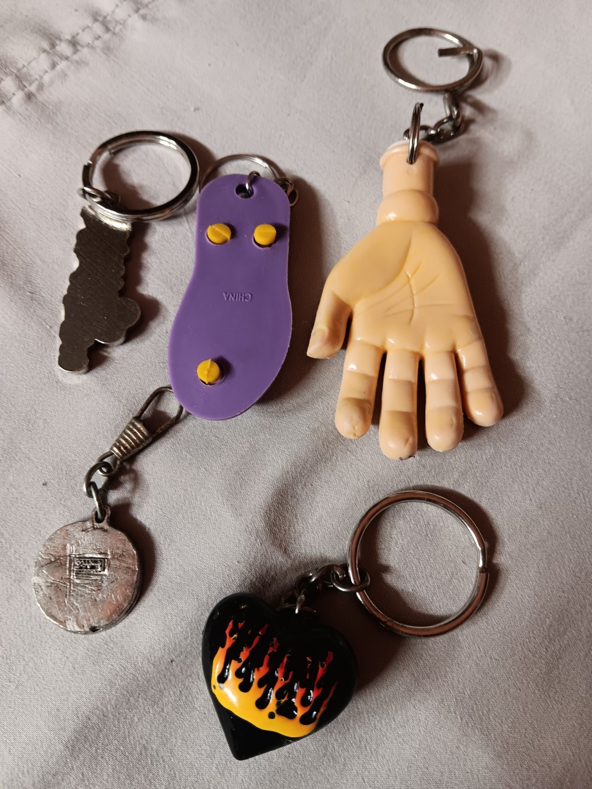 Lot Of 14 Novelty Keychains Various Sorts And Types 70s, 80s And 90s