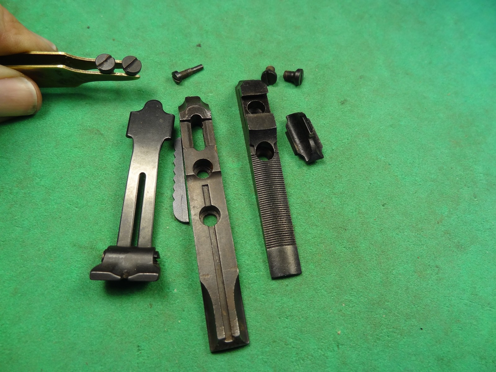 Remington 700 Early Rear & Front Sight Complete